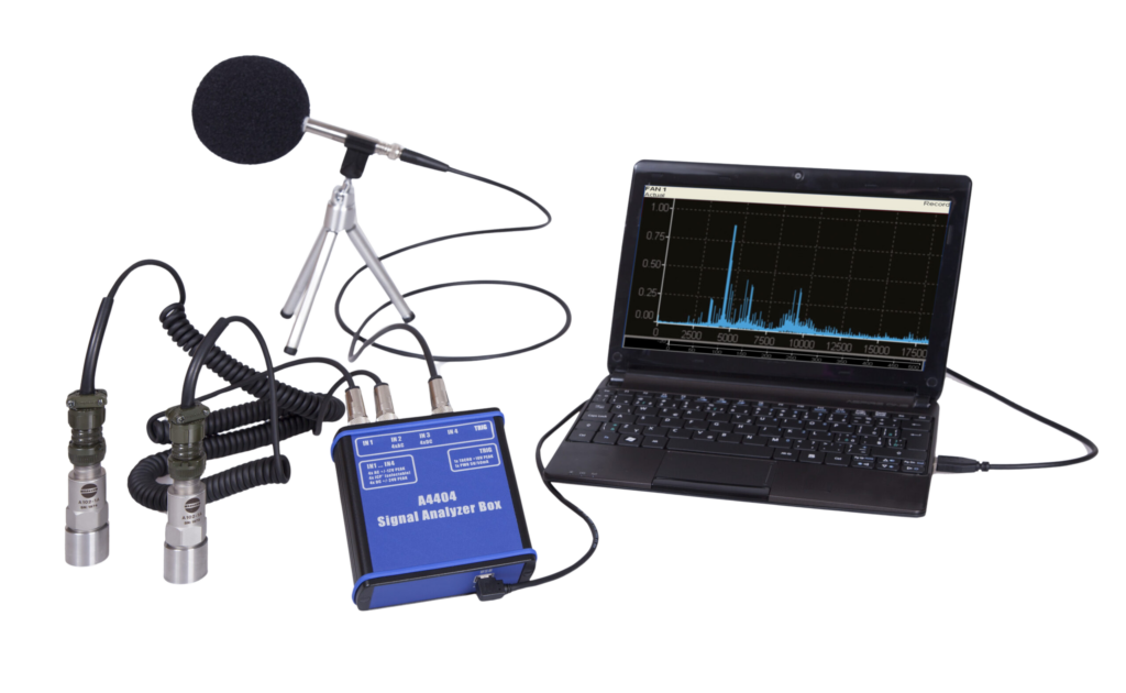 Signal analyser with microphone, sensors and laptop